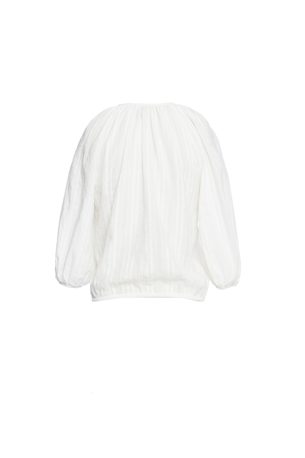 Áo trắng kiểu tay phồng phối nơ 