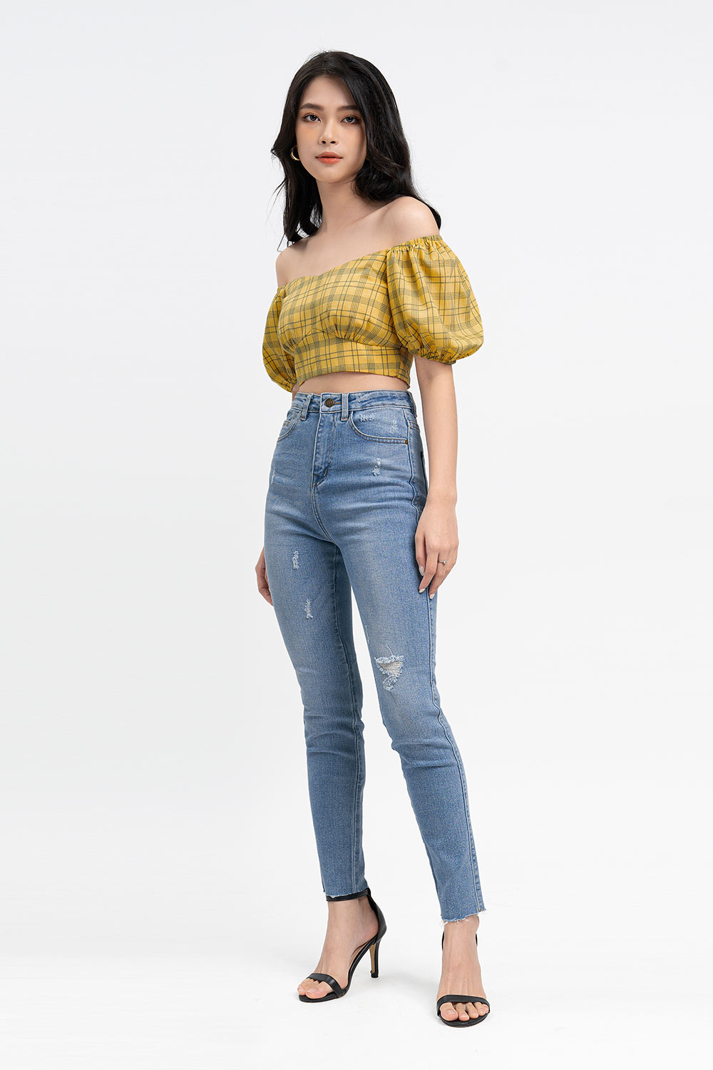 Áo croptop họa tiết caro 