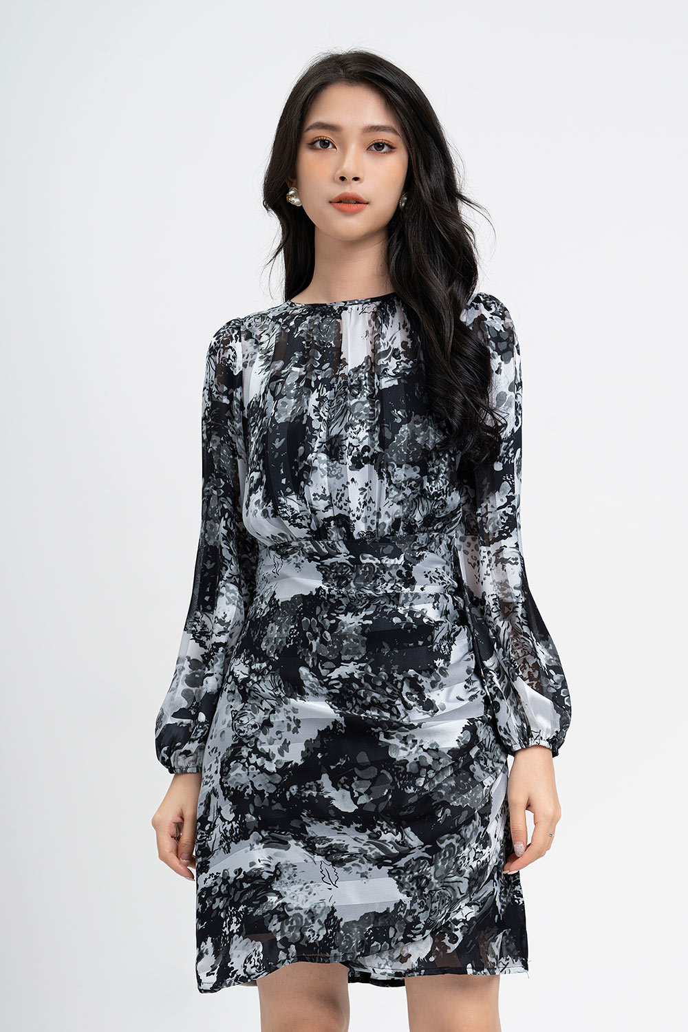 Đầm chữ A tay dài tùng đắp chéo 