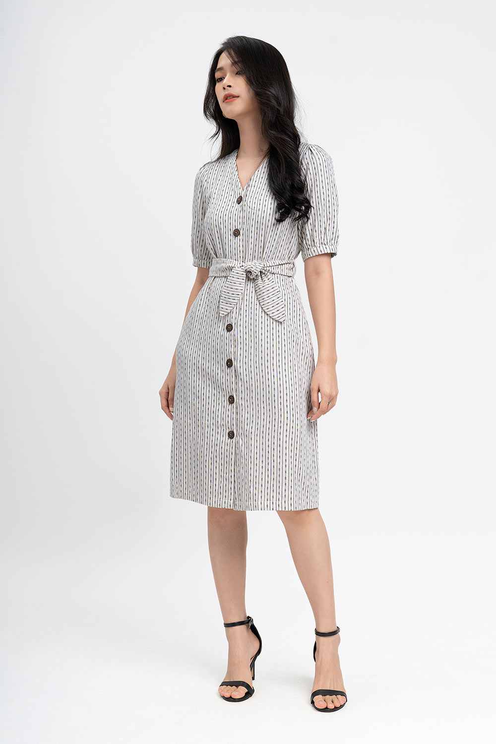 Đầm sơ mi kẻ sọc eo phối dây nơ 