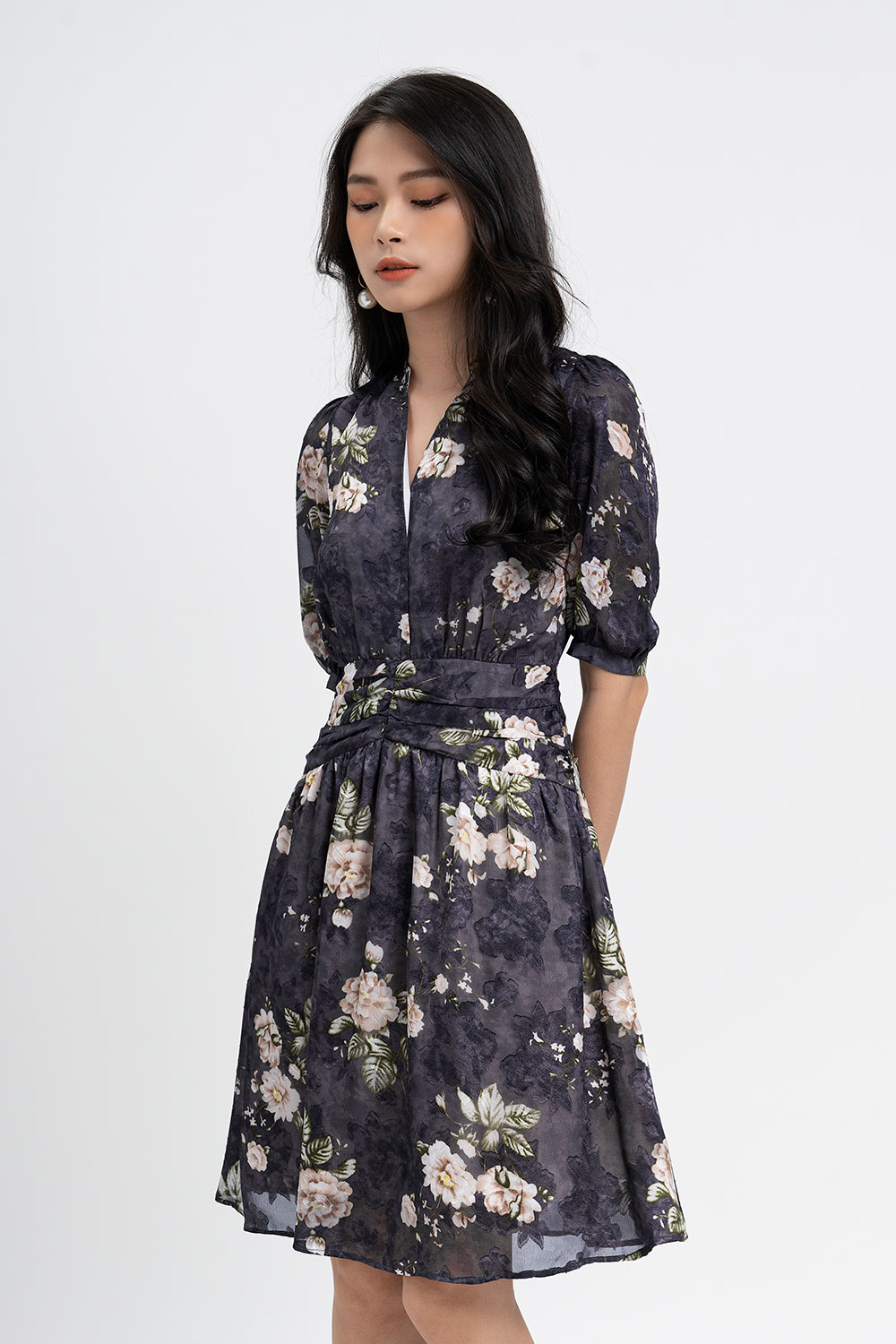 Đầm xòe tay lỡ họa tiết hoa 