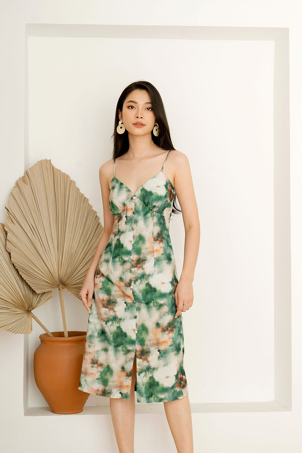 Đầm hai dây họa tiết tie dye