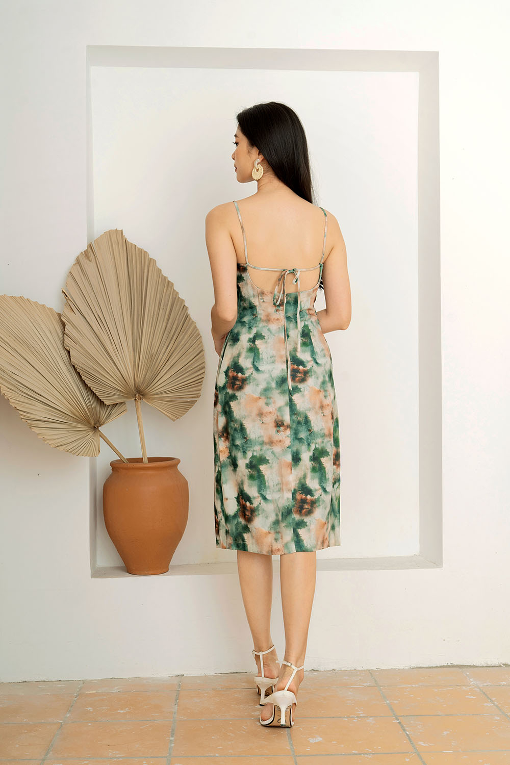 Đầm hai dây họa tiết tie dye