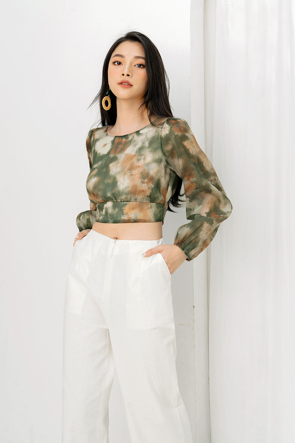 Quần trắng lưng cao ống suông 