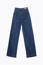 Quần jeans ống suông màu xanh đậm