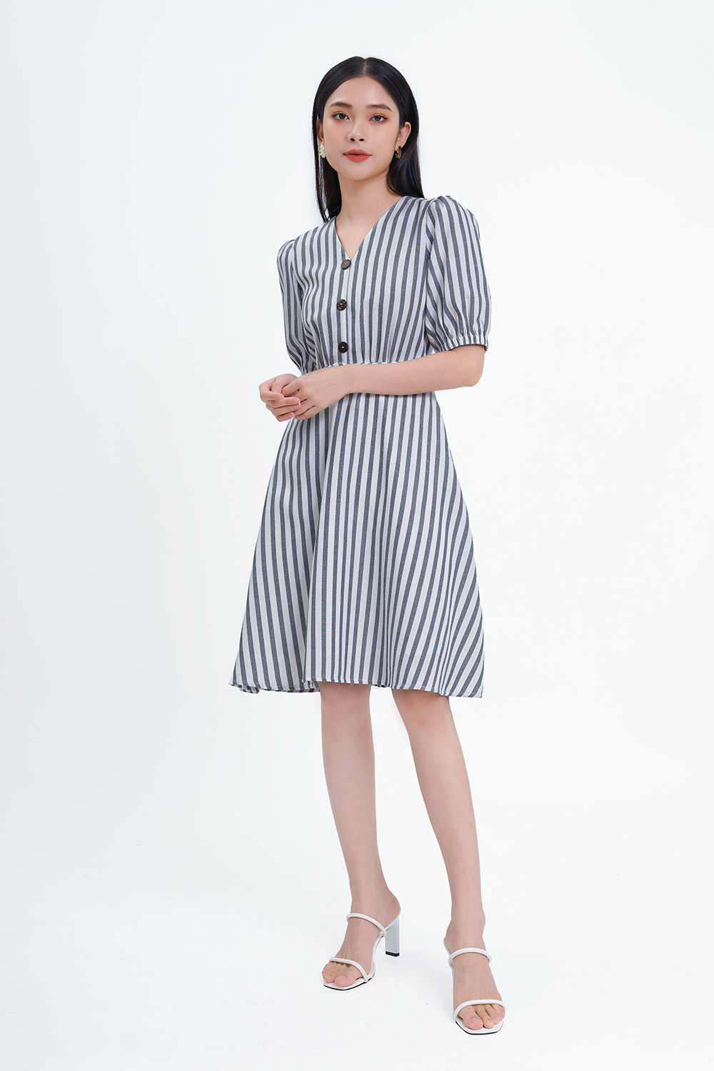 Đầm chữ A kẻ sọc kèm thắt lưng 