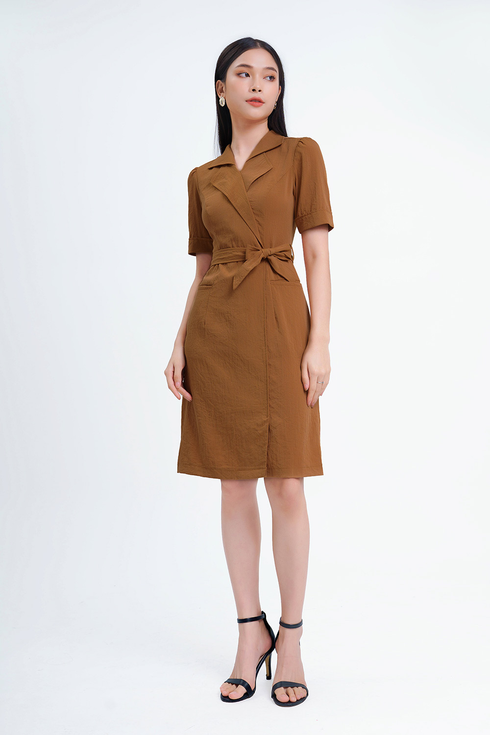 Đầm chữ A cổ đan tông phối dây nơ eo 