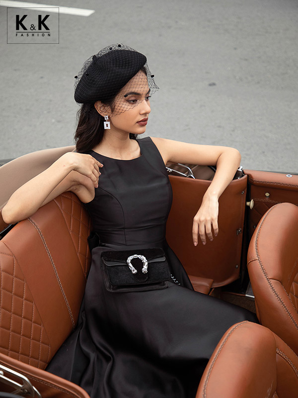 Đầm đen sát nách dáng xòe KK96-04