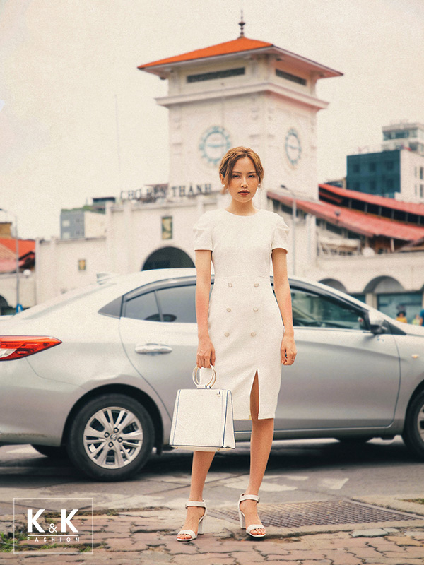 Đầm trắng tay phồng đính nút xẻ tà KK98-06