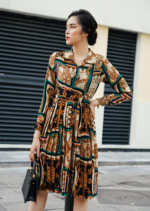 Váy công sở họa tiết tùng xếp ly