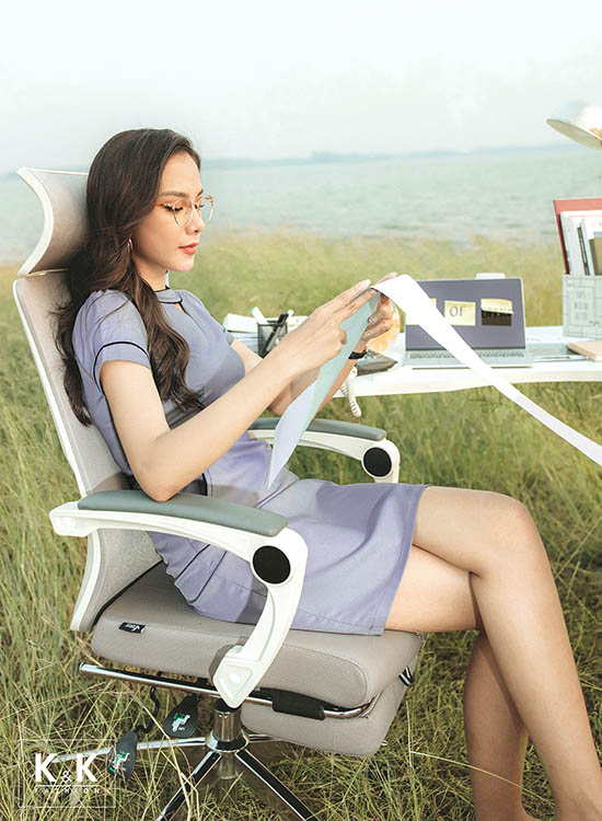 Đầm chữ A đơn sắc cổ cut out cách điệu KK104-32