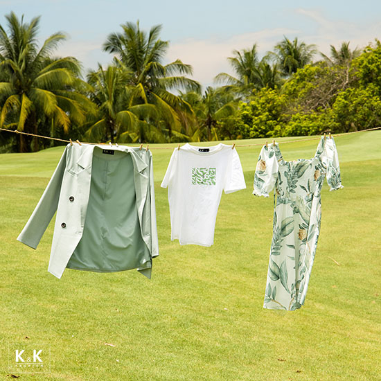 Đầm xòe họa tiết ngực bo chun tay phồng HL18-33