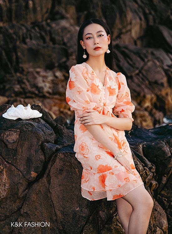 Đầm hoa chữ A đuôi cá phối nơ ở ngực KK115-07