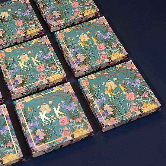 Tặng khăn lụa món quà đặc biệt từ K&K Fashion