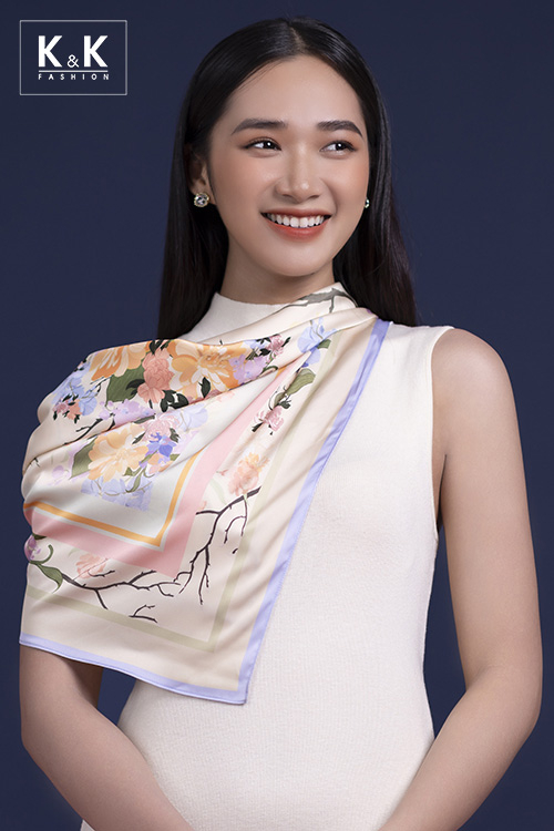 Khăn lụa - và những kiểu biến hóa đa dạng