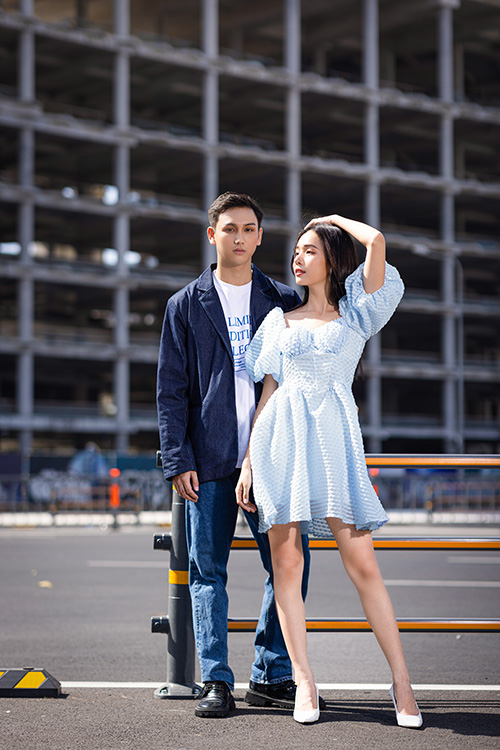 Đầm xòe đơn sắc tay phồng cổ vuông HL21-32