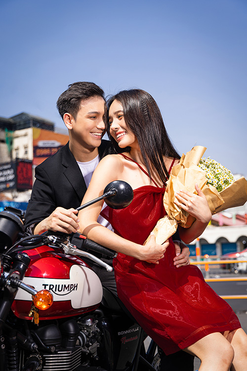 Đầm xoè dự tiệc hai dây màu đỏ phối nơ HL20-24