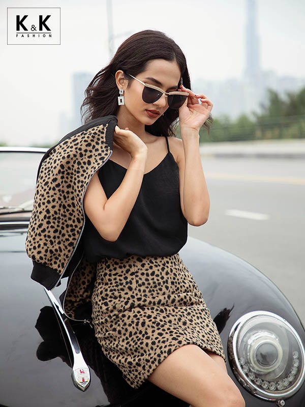 áo khoác bomber và chân váy họa tiết beo sang trọng CV02-12