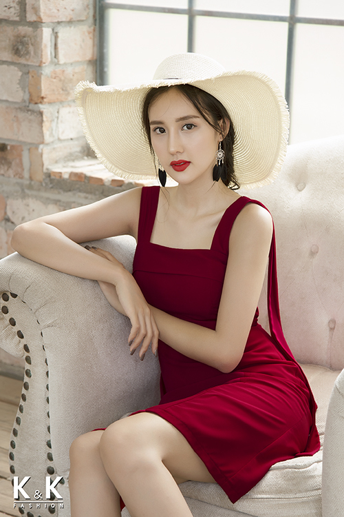 Đầm xòe đỏ 2 dây chất liệu tằm Ý KK73-32