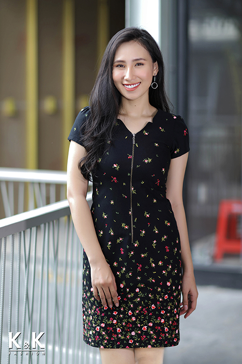 Đầm đen họa tiết hoa nhí nhiều màu KK74-39