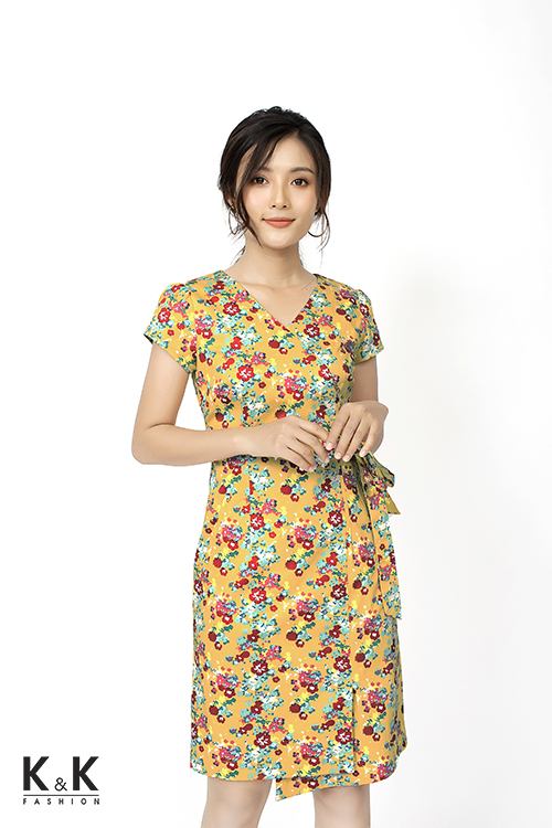 Váy quấn họa tiết hoa nổi bật KK81-01