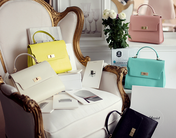 Gợi ý chọn đầm công sở đẹp cho phụ nữ tuổi 30