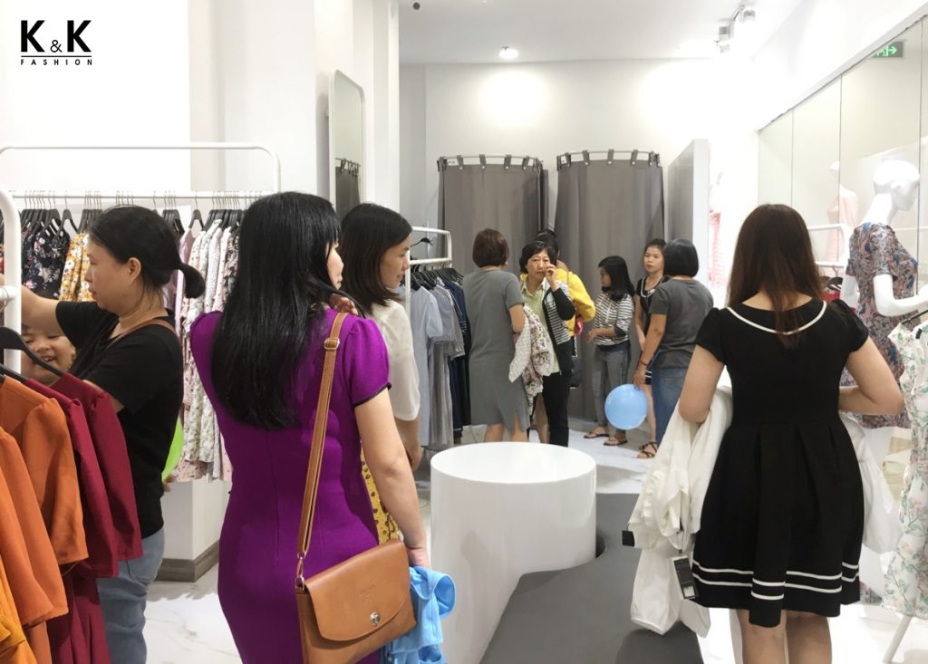 K&K Fashion khai trương showroom mới tại Nha Trang